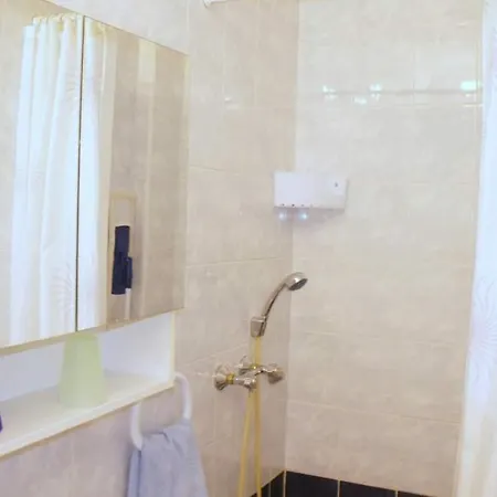 Iva New With Private Bathroom Guest house