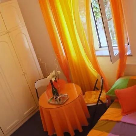 Iva New With Private Bathroom Guest house Zadar